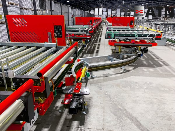 子母摆渡车采购决策的关键考量，定制化还是标准化